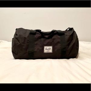 Black Herschel Sutton Duffle Bag